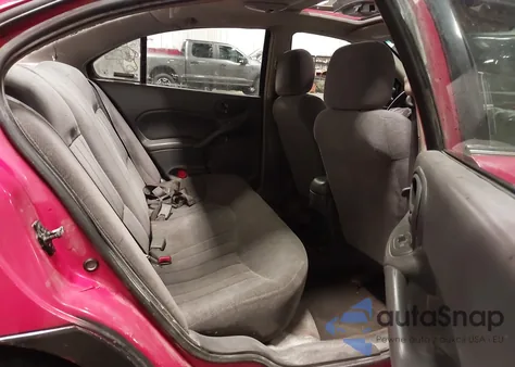 2000 Pontiac Grand Am Se1 z USA, uszkodzony, nr VIN 1G2NF52T5YM795953